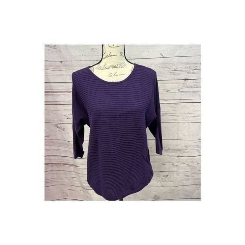 Chicos Purple Ribbed Knit Sweater Womens Size 1 Medium 3/4 Sleeve Scoop Neck Top